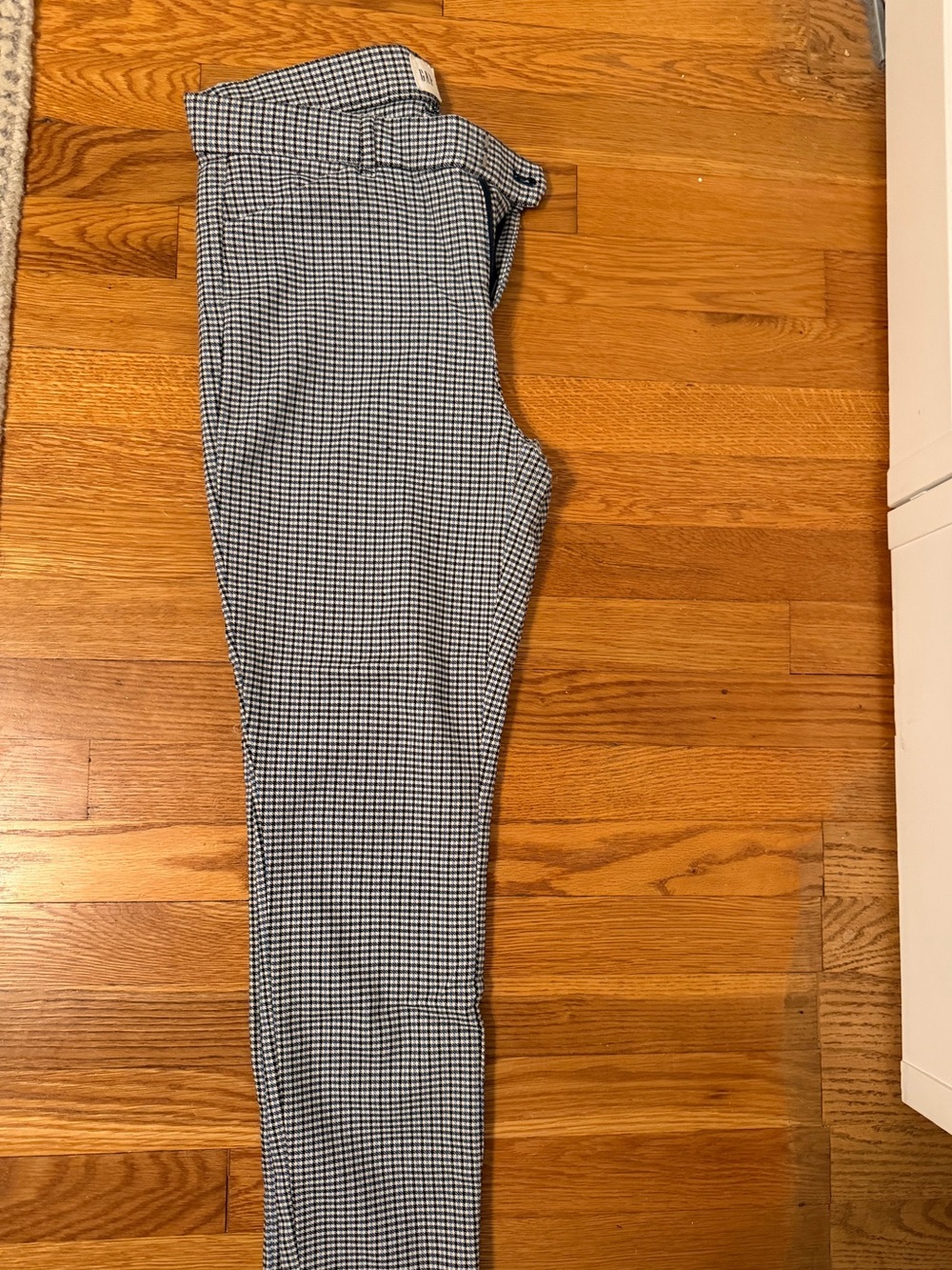 GAP Women’s Black and White Mini Check Dress Pants